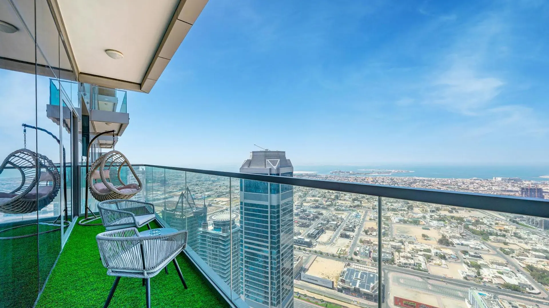 3 Bedroom - Pool Access - 7 Mins To Dubai Mall - Sun Set View 아파트
